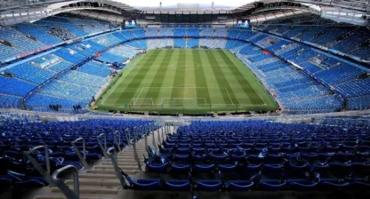 etihad stadium i manchester