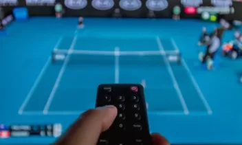 se tennis online live stream og TV